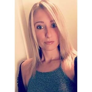 Meet your Posher, Daniella